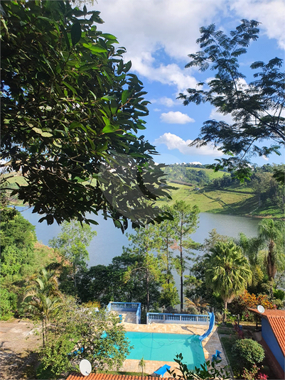 Foto REO1116972