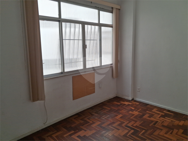 Foto REO1116977