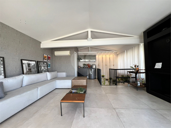 Foto REO1116978