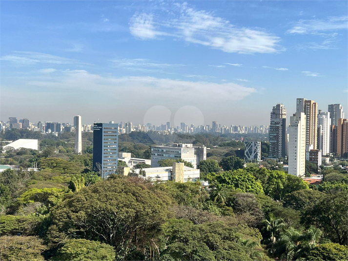 Foto REO1116978