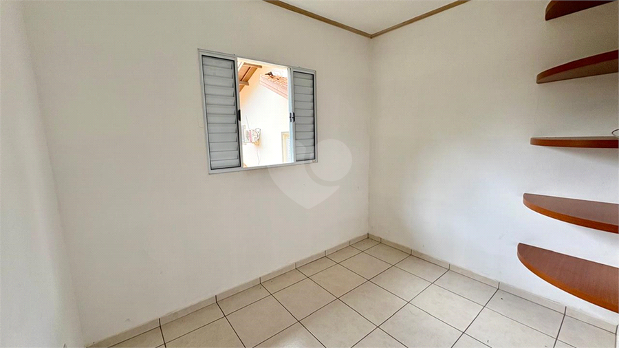 Foto REO1116997
