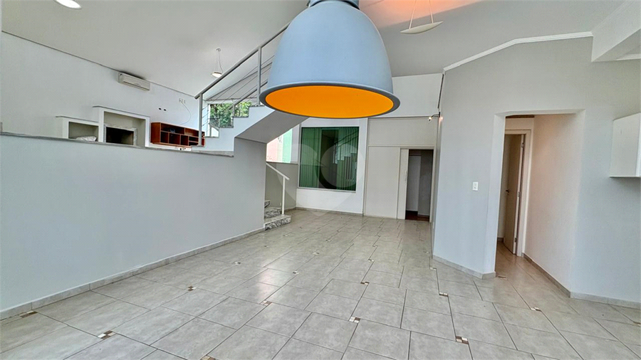 Foto REO1116997