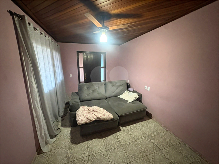 Foto REO1117013