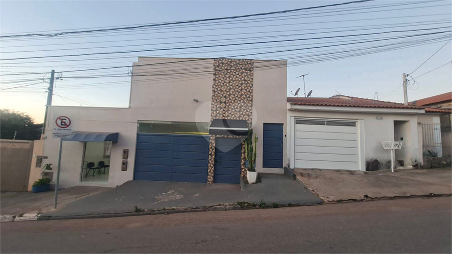 Foto REO1117021