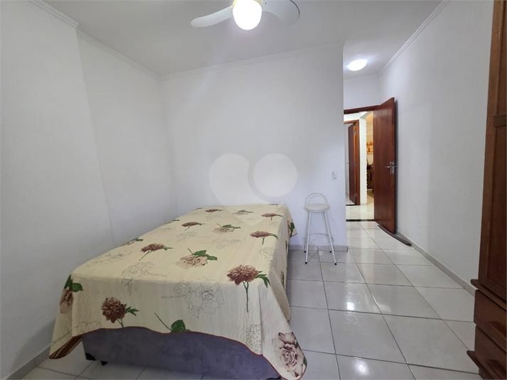 Foto REO1117032