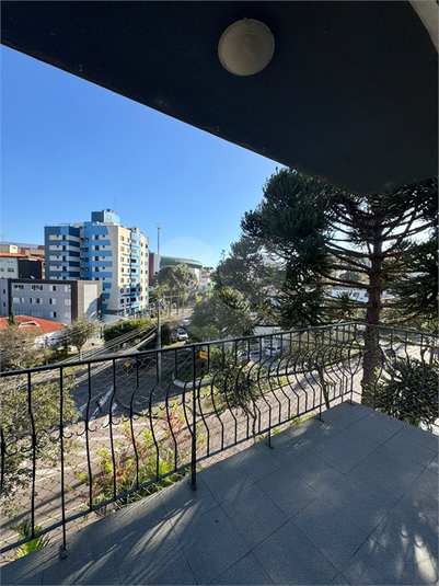 Foto REO1117041