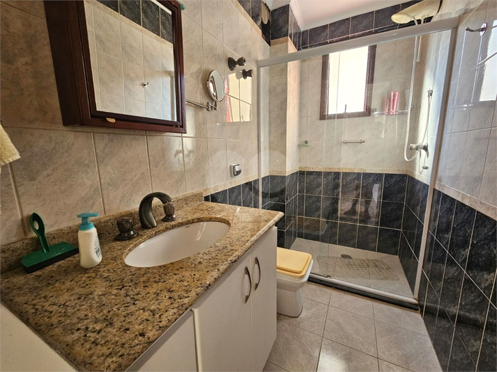 Foto REO1117062