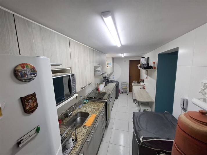 Foto REO1117064