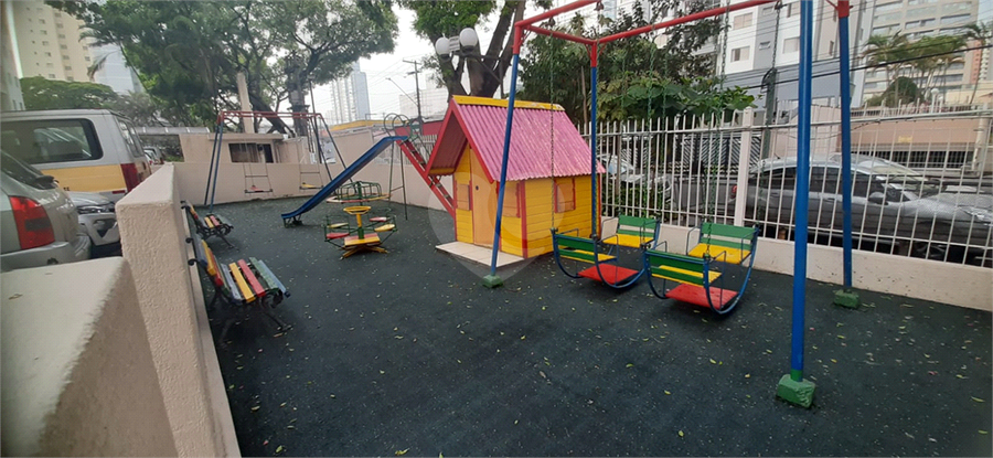 Foto REO1117079