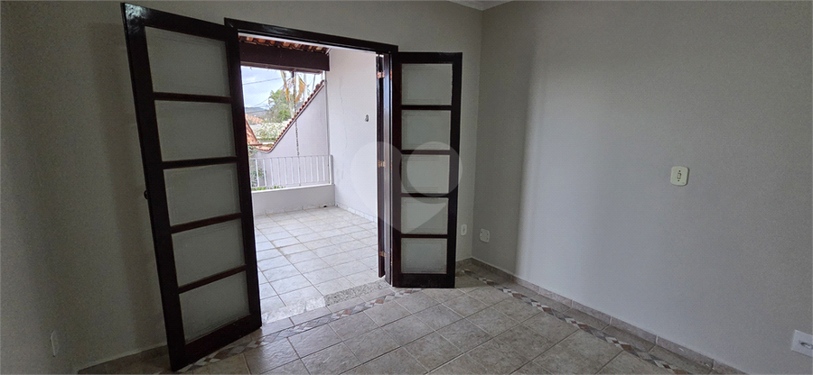 Foto REO1117130
