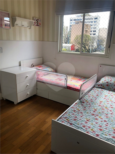 Foto REO1117164