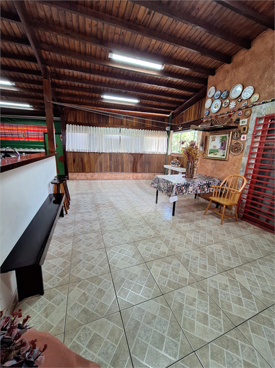 Foto REO1117180