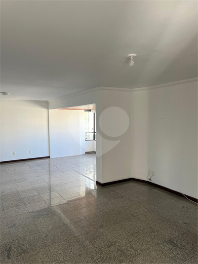 Foto REO1117229
