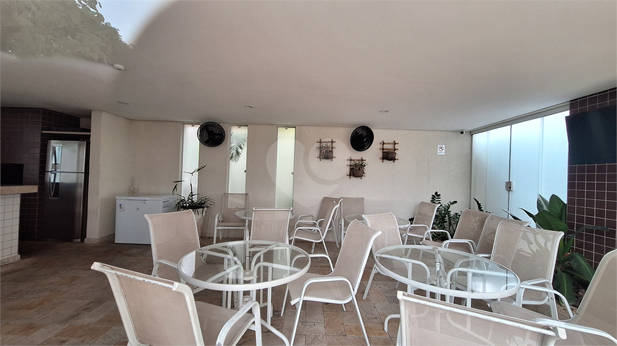 Foto REO1117253
