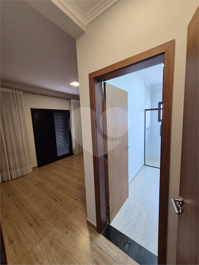 Foto REO1117254