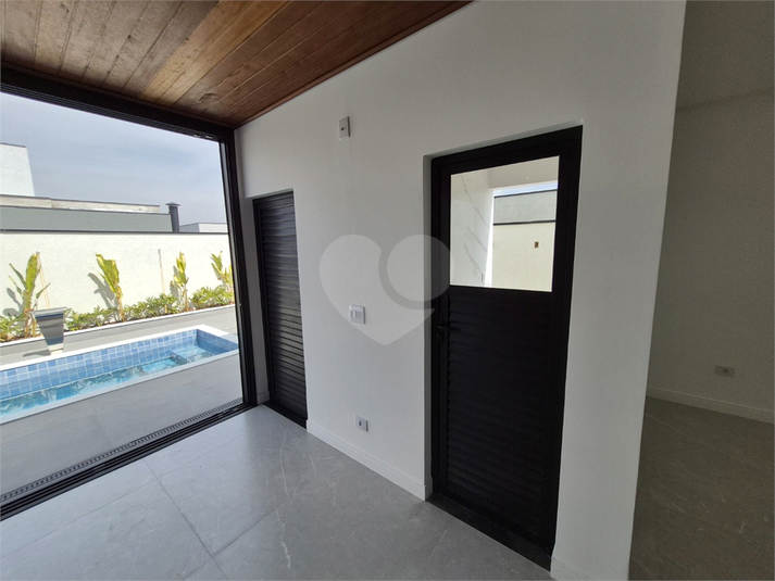 Foto REO1117257