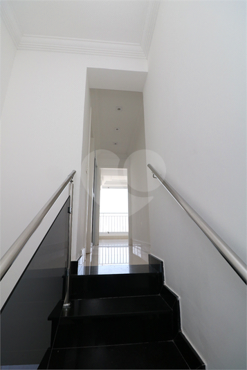 Escada da Cobertura Duplex