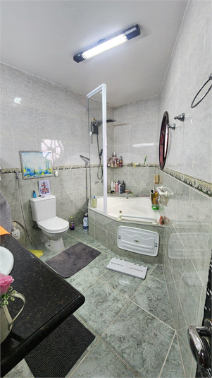 Foto REO1117300