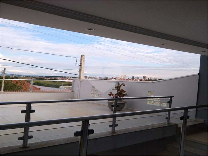 Foto REO1117318