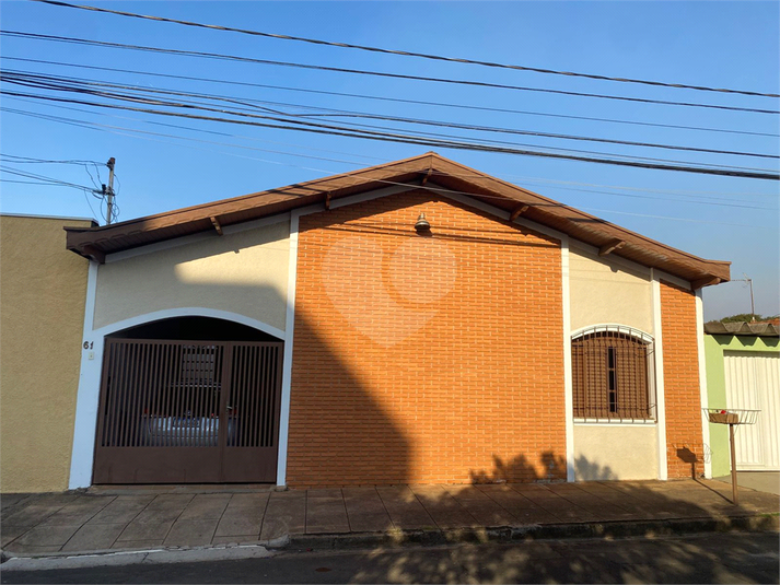 Foto REO1117327