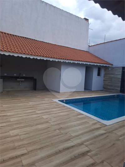 Foto REO1117334