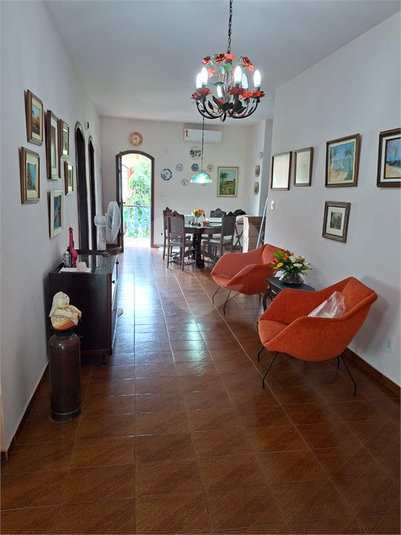 Foto REO1117336