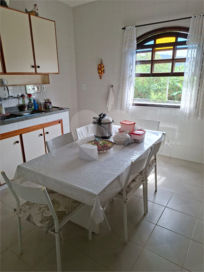 Foto REO1117336