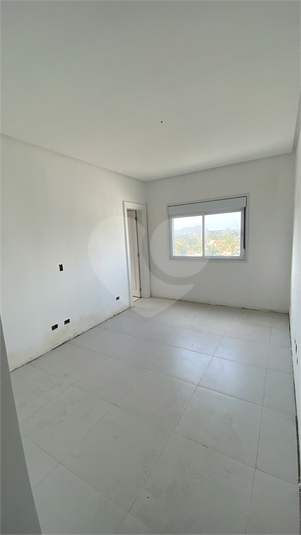 Foto REO1117345