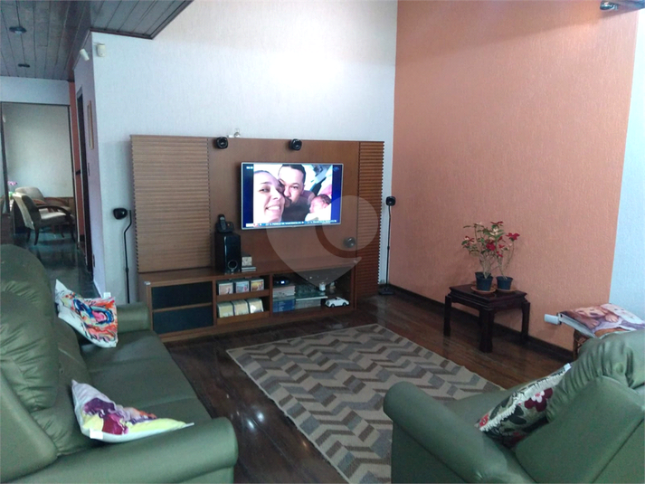 Foto REO1117351