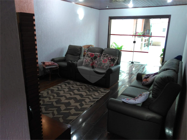 Foto REO1117351