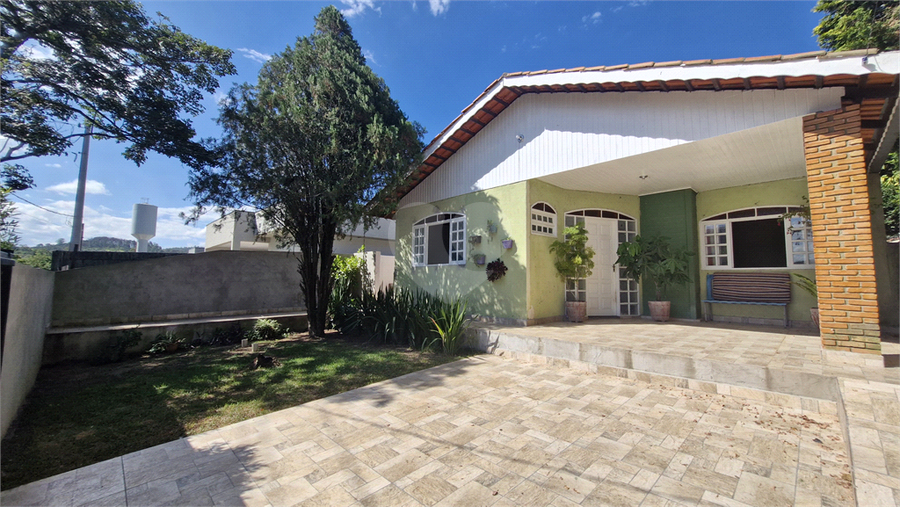 Foto REO1117352