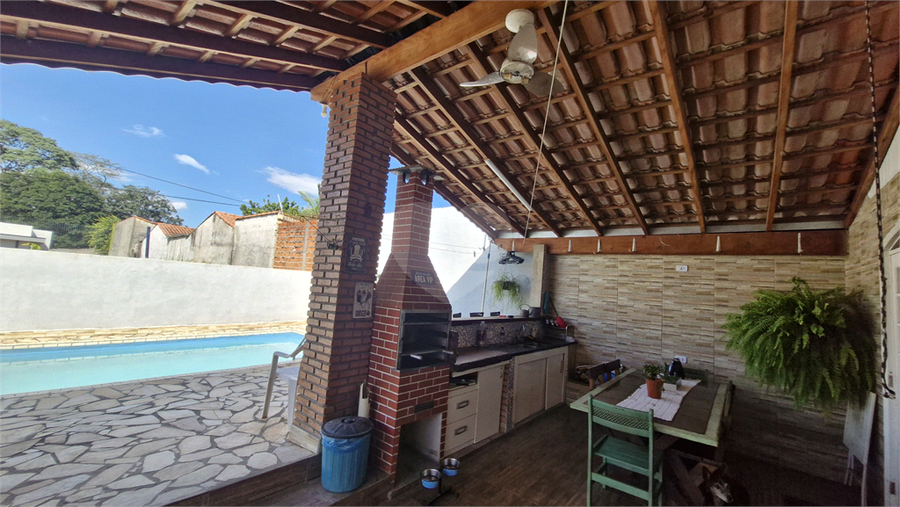 Foto REO1117352
