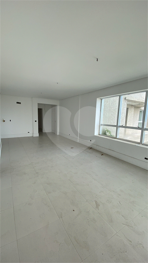 Foto REO1117353