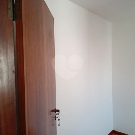 Foto REO1117356