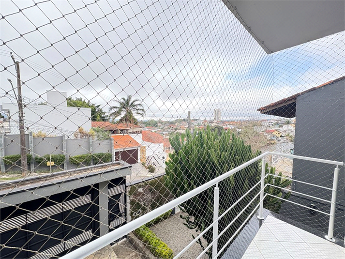 Foto REO1117376