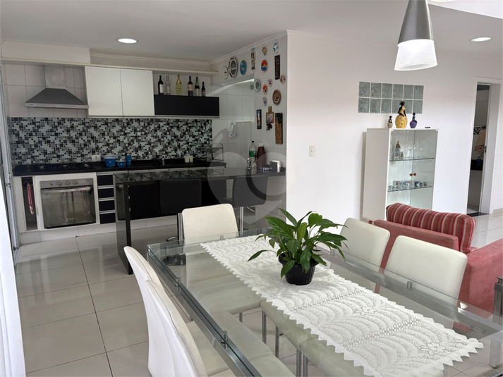 Foto REO1117376