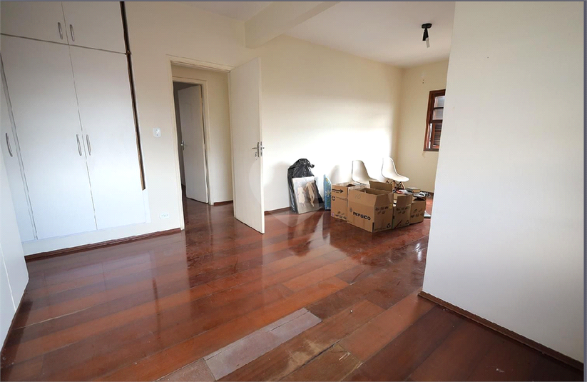Foto REO1117385
