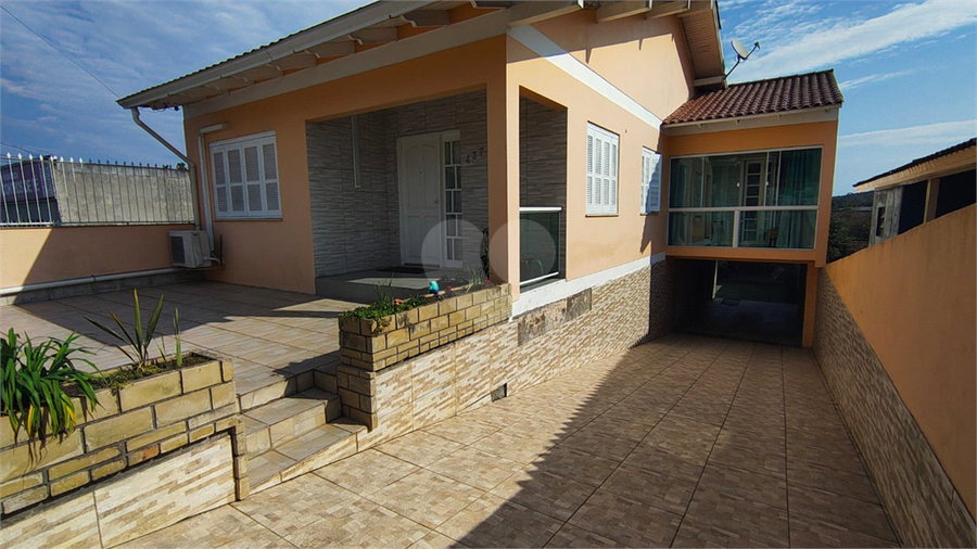 Foto REO1117393