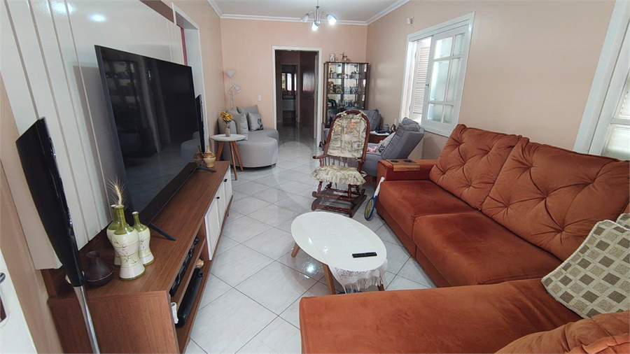 Foto REO1117393
