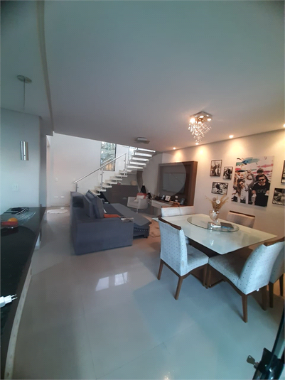 Foto REO1117407