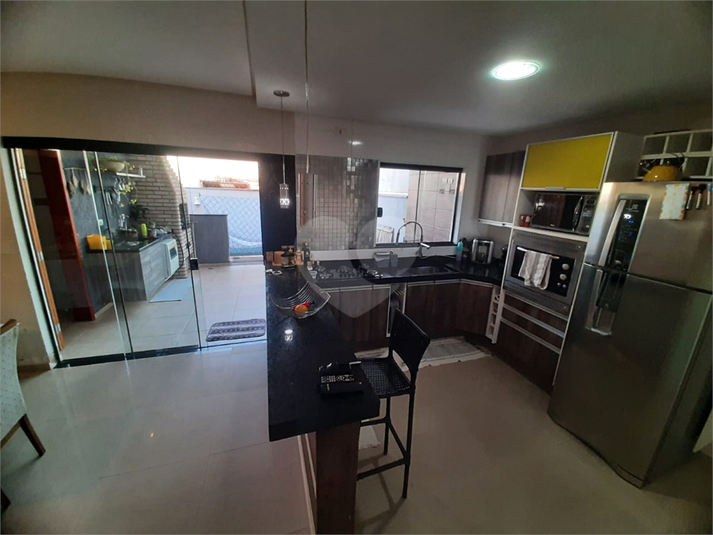 Foto REO1117407