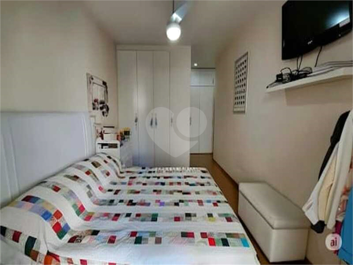 Foto REO1117409