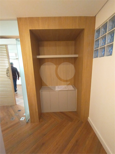 Foto REO1117412