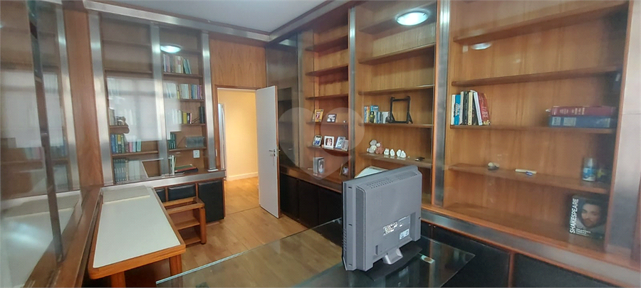 Foto REO1117423
