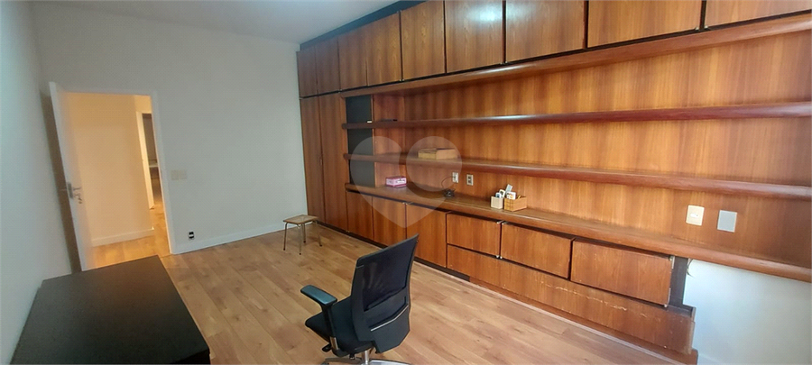 Foto REO1117423
