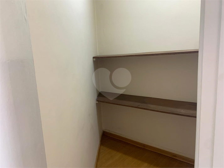 Foto REO1117434