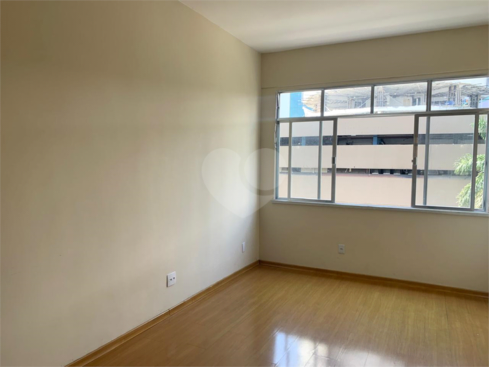 Foto REO1117434