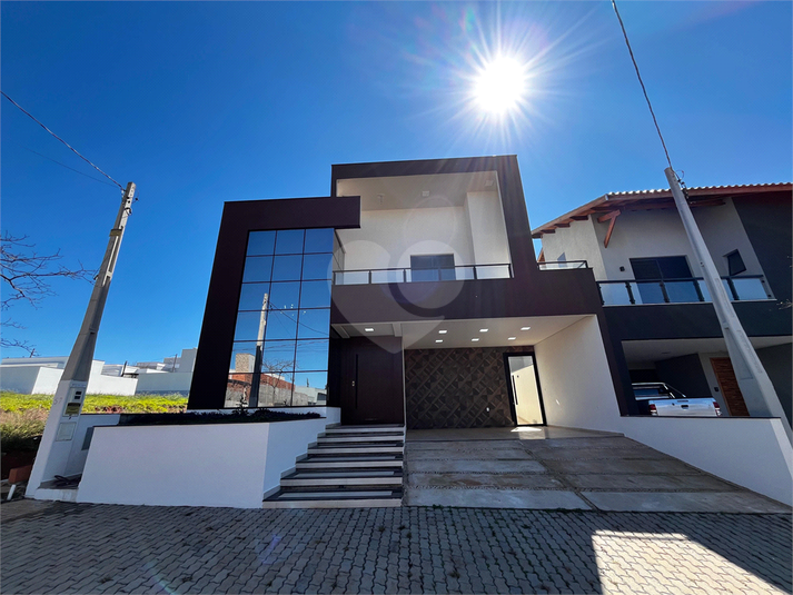 Foto REO1117441