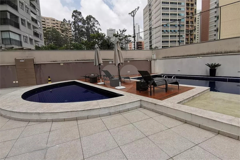 Foto REO1117451