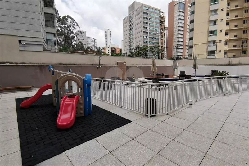 Foto REO1117451